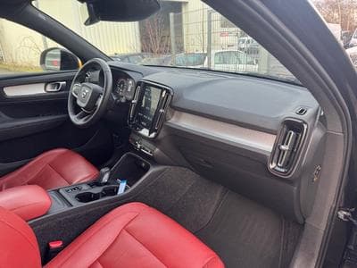 Volvo XC40 VOLVO XC40 MOMENTUM PRO NAVI LEDER LED KAMERA MFL SHZ (2020) - Foto 5