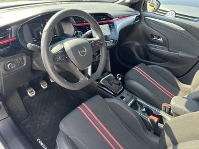 Opel Corsa GS 1.5 TURBO D MT6 102CV (2023) - Photo 11