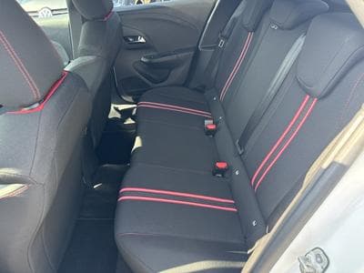 Opel Corsa GS 1.5 TURBO D MT6 102CV (2023) - Photo 12