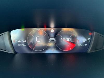 PEUGEOT 308 1.2 PureTech 130ch S&S Allure (2024) - Foto 6