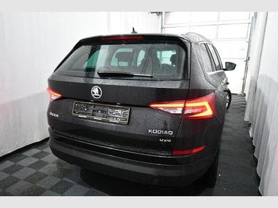 Skoda Kodiaq Kodiaq Style 4x4, AHK, Pano., Leder, 360 Grad (2018) - Foto 3