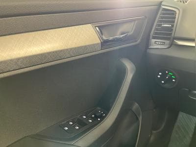 Skoda Karoq Selection (2026) - Foto 9