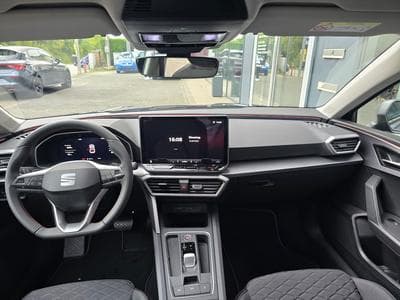 Seat Leon FR 1.5 eHybrid 204 DSG (2026) - Photo 8