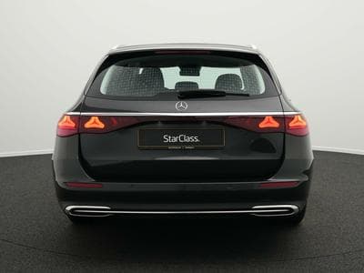 Mercedes Classe E T Avantgarde LED+AHK+Kamera+Totw (2024) - Photo 4