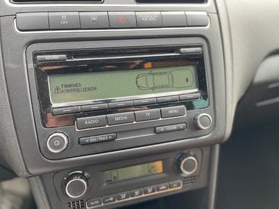 VW Polo Cross 1.6 TDI 105CV (2011) - Photo 11