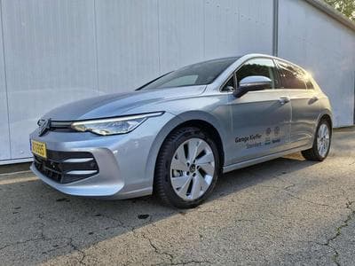 VW Golf Life (2025) - Photo 2