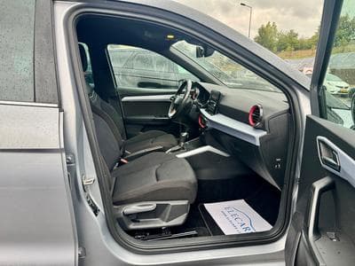 Seat Arona 1.0 TSI 110 FR DSG (2021) - Photo 9