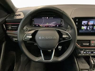 Skoda Scala Monte-Carlo+DSG+Pano+LED (2025) - Foto 12