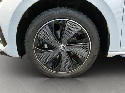 Skoda Scala Monte-Carlo+DSG+Pano+LED (2025) - Foto 9