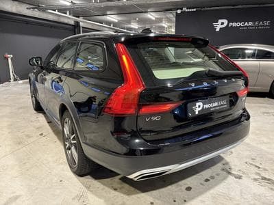 V90