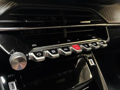 PEUGEOT 2008 1.2 100ch S&S Allure (2024) - Foto 12