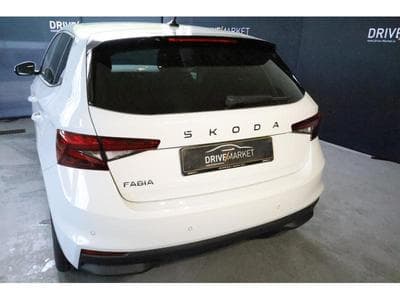 Skoda Fabia Selection (2025) - Foto 9