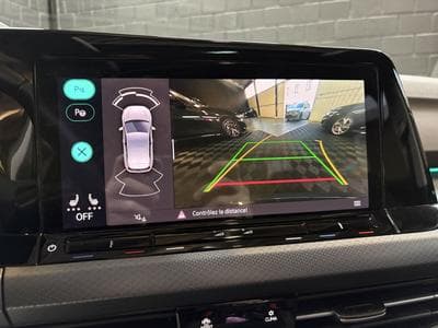 VW Golf Life ACTIVE 2.0 TDI DSG7 150 CV ** Attelage ** Caméra ** (2022) - Photo 15