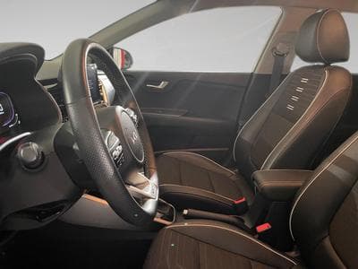 Kia Stonic 1.0 GT-Line (2024) - Photo 4