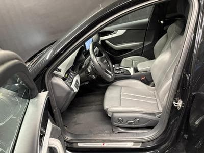 Audi A4 35 TFSI - SLINE auto CAMERA/CUIR (2023) - Foto 13