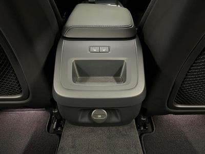 Volvo V60 Plus (2023) - Photo 14