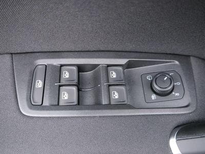 VW Touran Comfortline (2026) - Photo 11