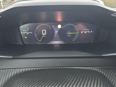 PEUGEOT 208 1.2 Hybrid 100ch Allure e-DCS6 (2024) - Foto 6