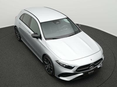 Mercedes Classe A d AMG-Line Multi+Kamera+Night+19"+AHK (2025) - Foto 12