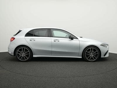 Mercedes Classe A d AMG-Line Multi+Kamera+Night+19"+AHK (2025) - Foto 5