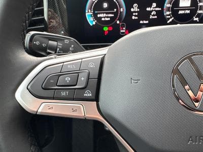 VW Passat Variant Business (2026) - Photo 14