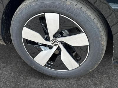 VW Passat Variant Business (2026) - Photo 9