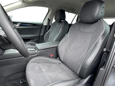 VW Passat Variant Elegance (2026) - Photo 10