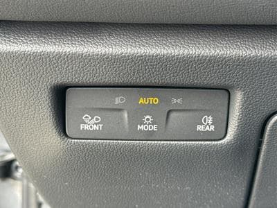 VW Passat Variant Elegance (2026) - Photo 14