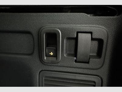 VW Touran Comfortline BMT/Start-Stopp (2026) - Photo 12