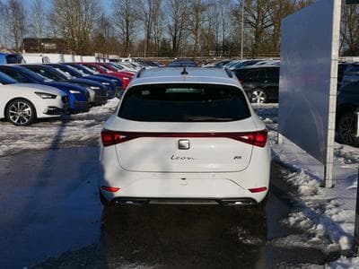 Seat Leon FR 2.0 TDI DSG (2025) - Photo 2