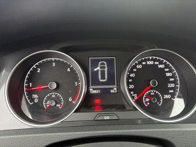 VW Golf 1.6 TDI 115 Variant Confort Bluemotion (2017) - Foto 14