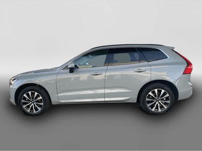 Volvo XC60 (2024) - Photo 2