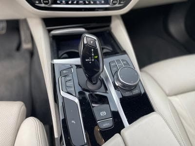 BMW 540 d xDrive Touring Pack M Sport Auto (2018) - Photo 10