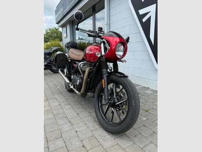 Street Twin