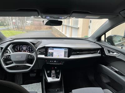Audi Q4 e-tron 40 (2022) - Photo 15