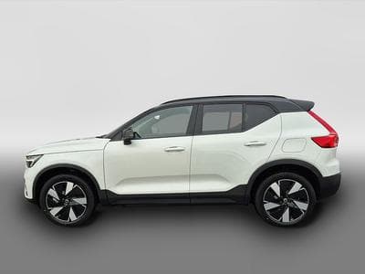 Volvo XC40 (2022) - Photo 4