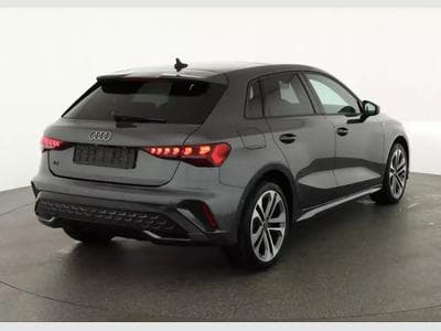 Audi A3 Sportback 35 TFSI S-Tronic S-LINE, Pano, Teilleder, Kamera, (2025) - Foto 2