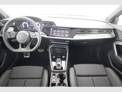 Audi A3 Sportback 35 TFSI S-Tronic S-LINE, Pano, Teilleder, Kamera, (2025) - Foto 6