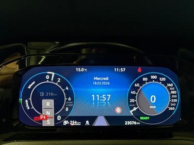 VW Golf GTE 245cv DSG CAMERA/CUIR/DCC (2022) - Foto 9