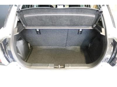 Suzuki Swift GL + (2025) - Foto 7