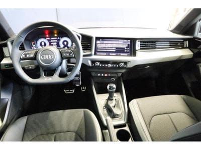 Audi A1 Advanced (2025) - Foto 2