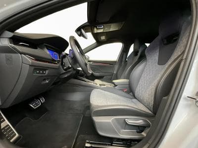 Skoda Octavia Sportline+DSG+360+Matrix+AHK (2024) - Foto 9