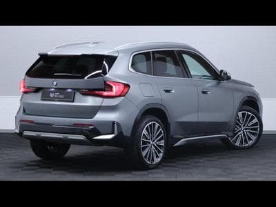 BMW X1 sDrive18i xLine (2022) - Foto 4