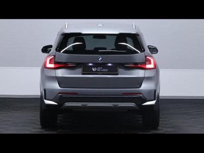 BMW X1 sDrive18i xLine (2022) - Foto 5