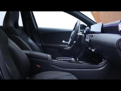 Mercedes A 180 AMG Line 7g-DCT (2024) - Photo 10