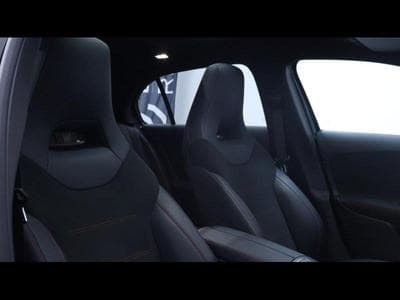 Mercedes A 180 AMG Line 7g-DCT (2024) - Foto 11