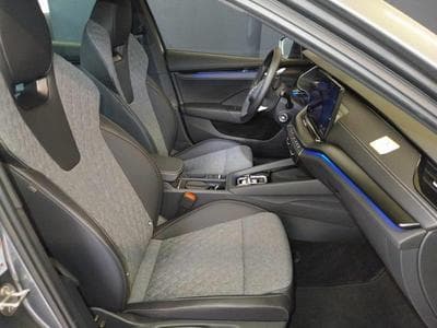 Skoda Octavia Sportline (2024) - Foto 4