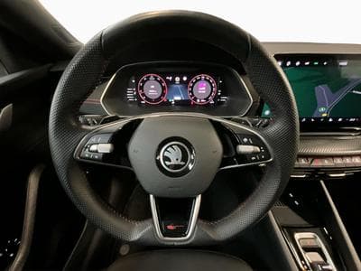 Skoda Octavia RS+DSG+AHK+Navi (2024) - Foto 10