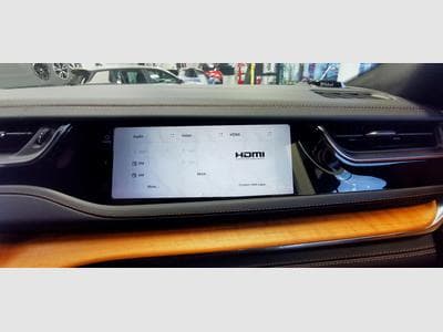 Jeep Grand Cherokee 4xe SUMMIT RESERVE (2025) - Foto 9