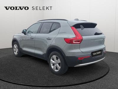Volvo XC40 B3 Core / Essence (2023) - Foto 5